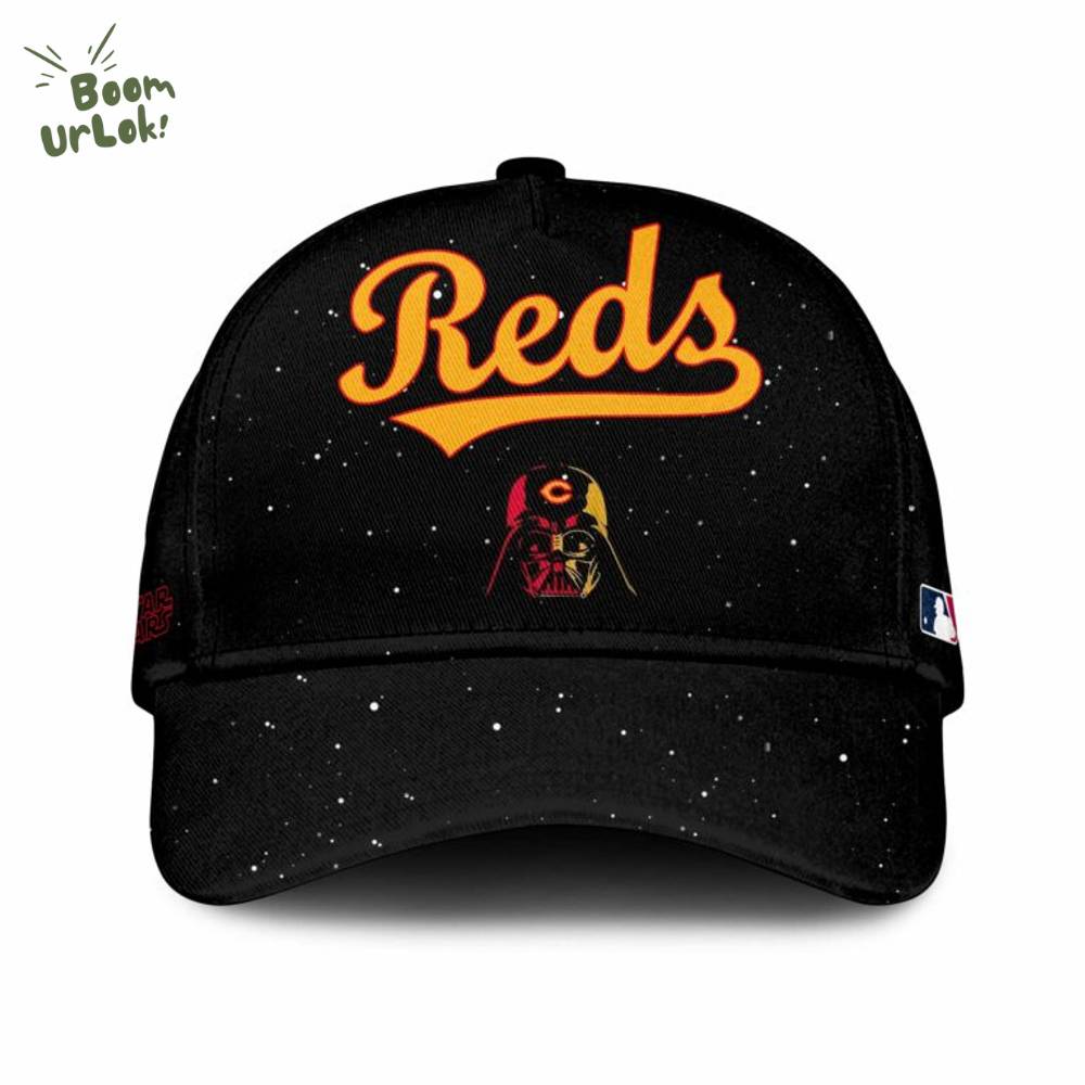 Cincinnati Reds x Stars Wars Baby Yoda Game Night Hoodie Editions Limited Cincinnati Reds x Stars Wars Baby Yoda Game Night Hoodie Editions Limited