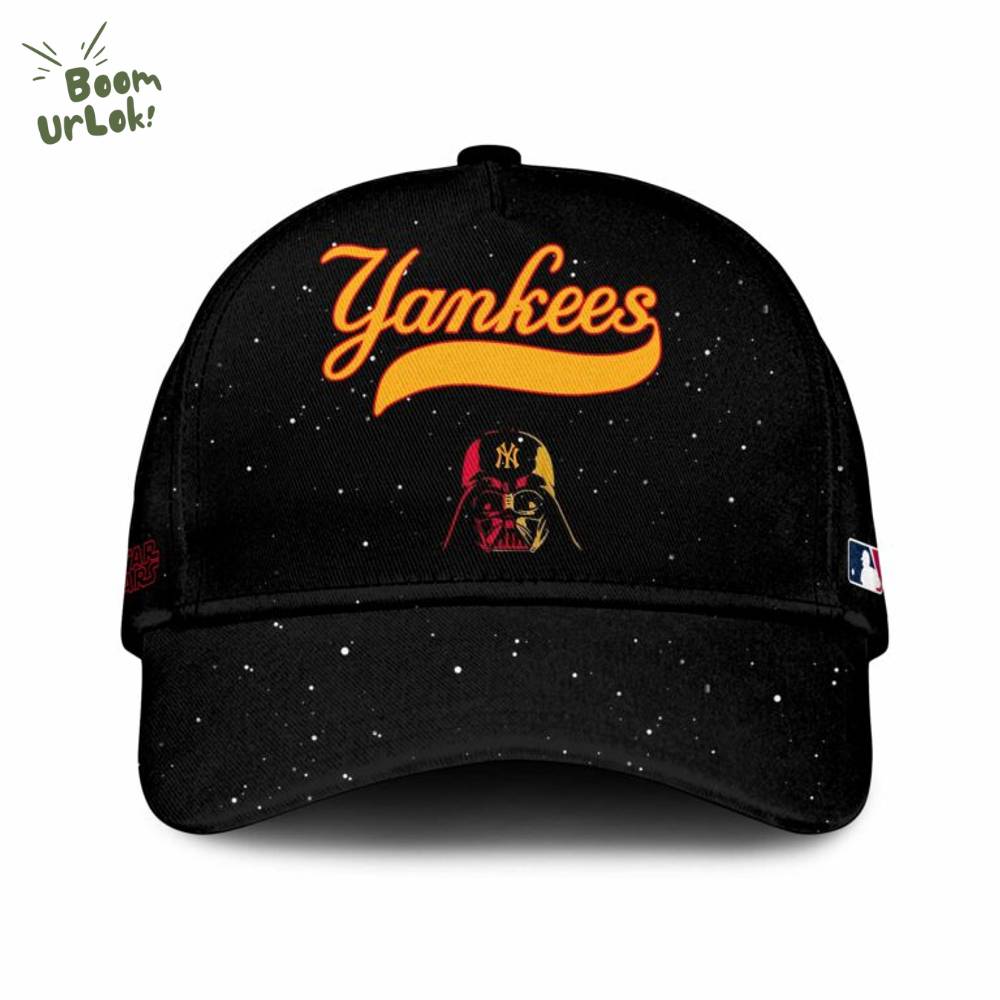New York Yankees x Stars Wars Baby Yoda Game Night Hoodie Editions Limited New York Yankees x Stars Wars Baby Yoda Game Night Hoodie Editions Limited