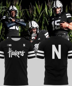 Special New Alternate Dark Mode Helmet Logo Tshirt In Black