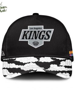 LA KINGS NARUTO GAME NIGHT JERSEY LIMITED EDITON